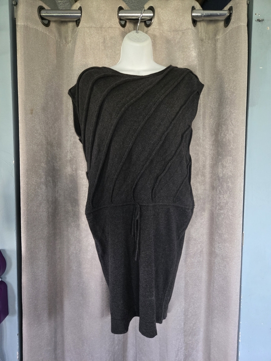Max Studio Dresses & Skirts - ⭐️Max Studio Black Sleeveless Textured Knit Dress⭐️